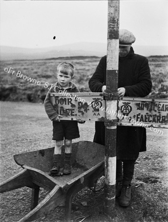 MR FERRY & CHILDREN